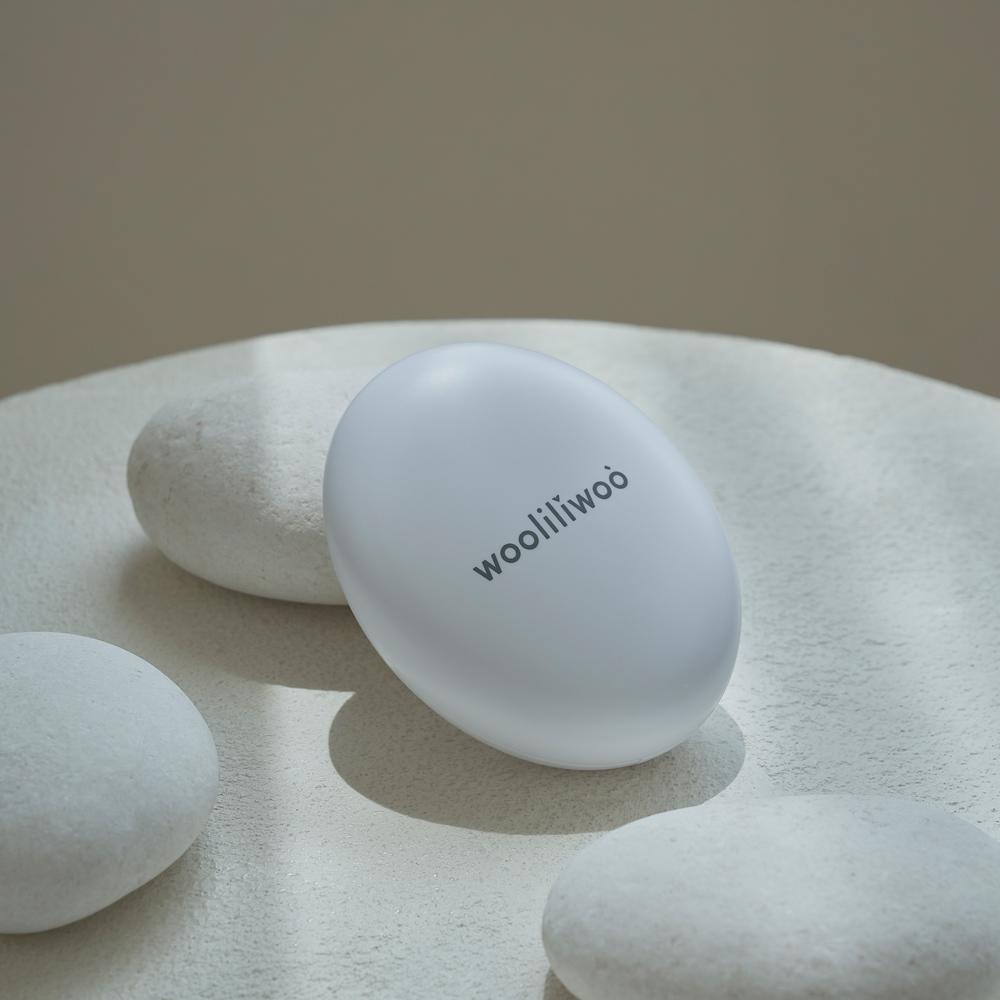 Wooliliwoo Egg Sun Cushion