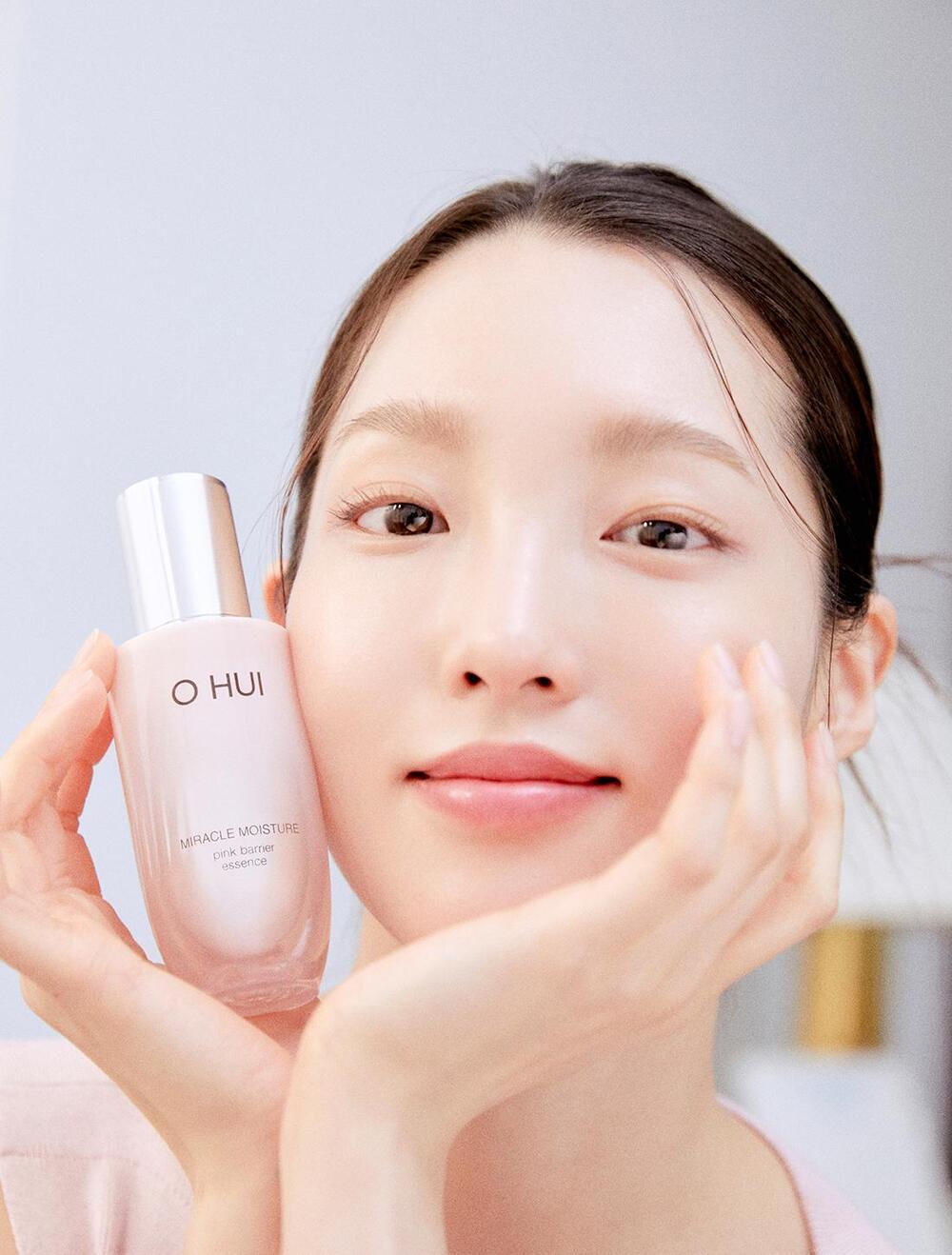 OHui MIRACLE MOISTURE ESSENCE 50ml