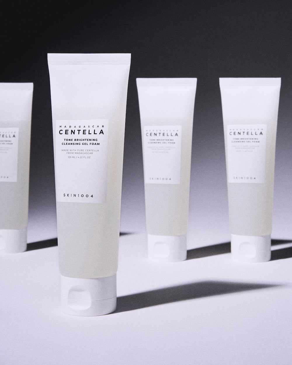 Skin1004 Madagascar Centella Tone Brightening Cleansing Gel Foam 125ml