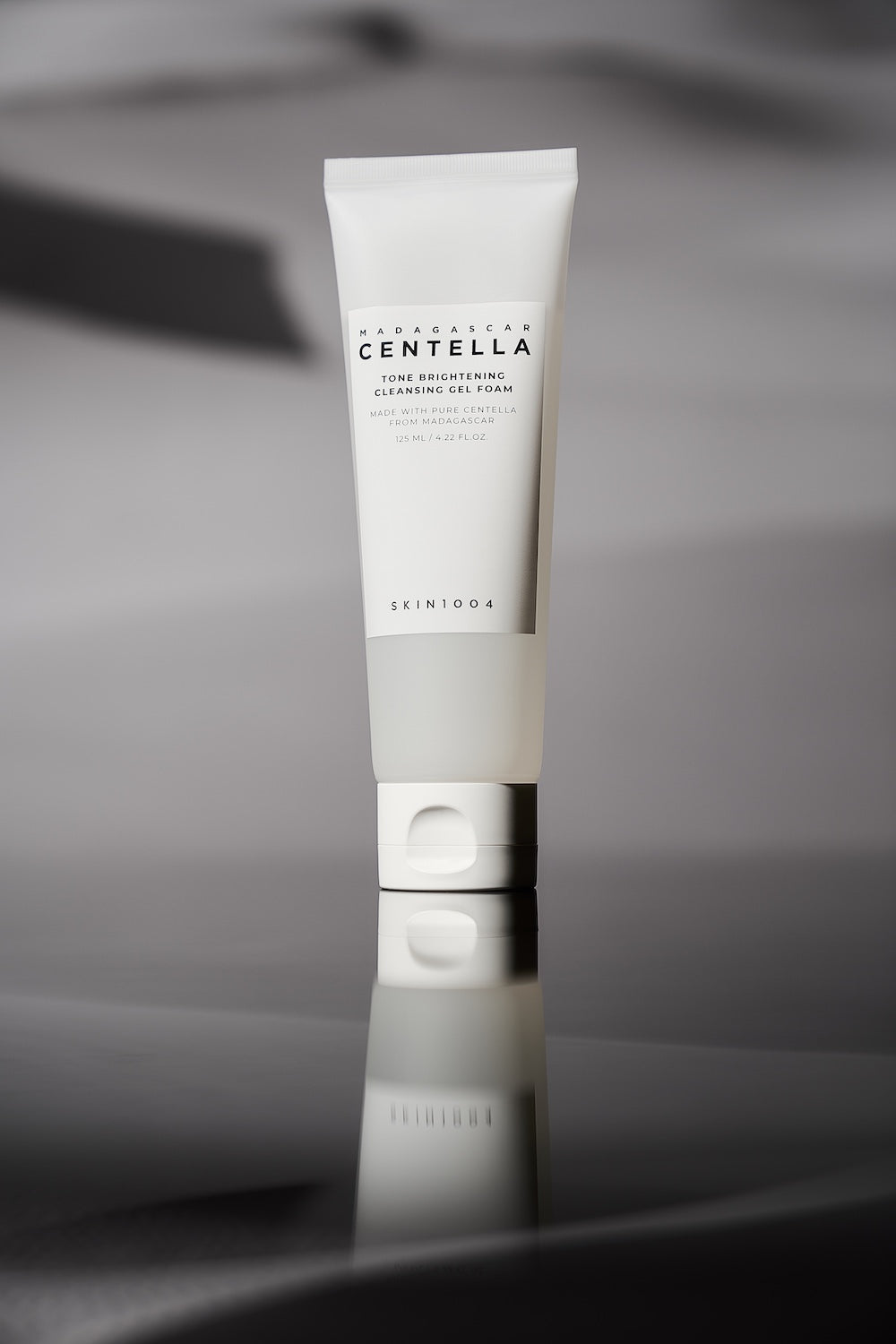 Skin1004 Madagascar Centella Tone Brightening Cleansing Gel Foam 125ml