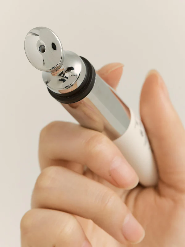 HEVEBLUE Black Yuja Bean Lifting Eye Cream 15ml-3